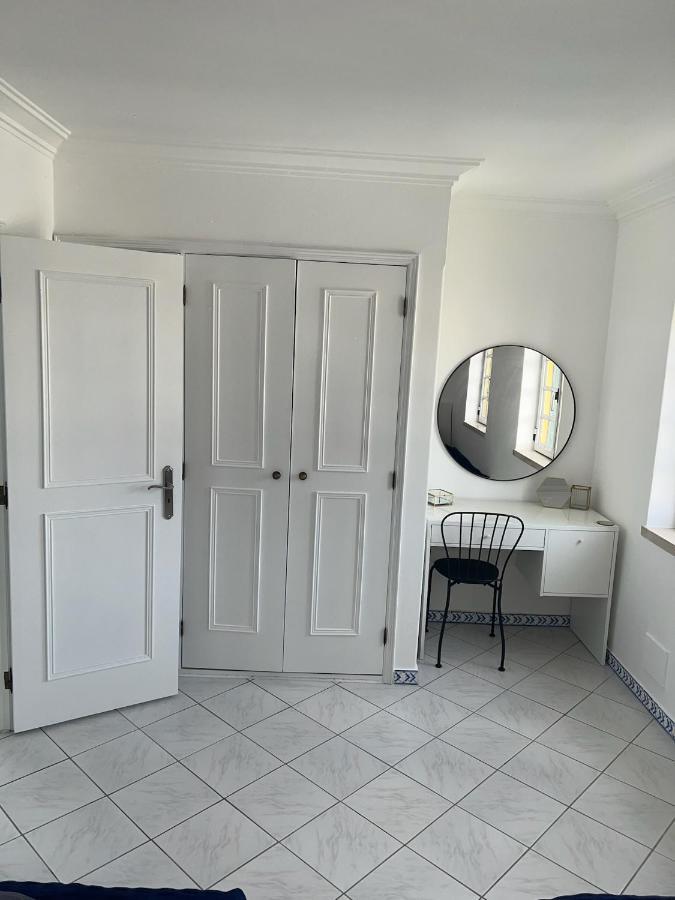 Relaxing 2 Bedroom House 5 Minutes Away From Vilamoura Marina Holiday home