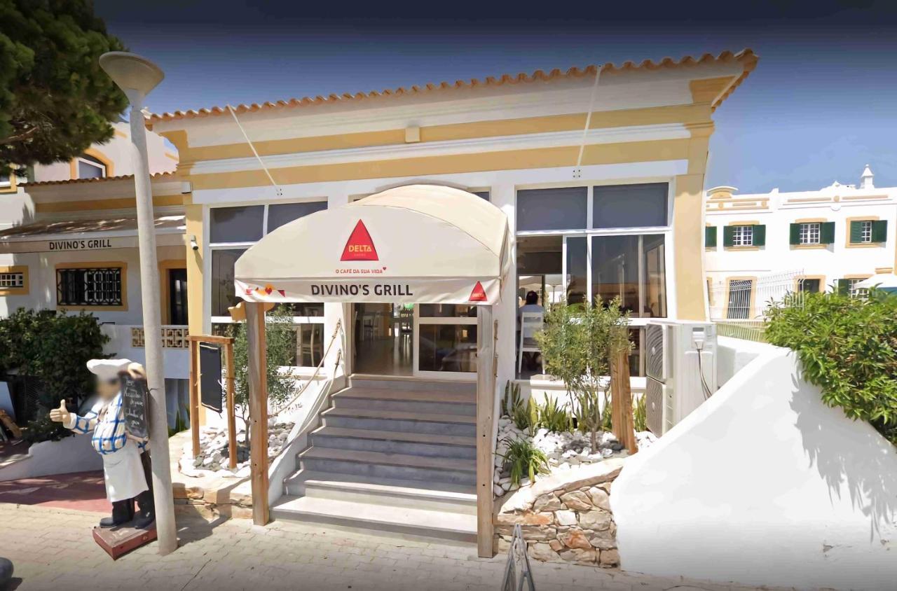 Relaxing 2 Bedroom House 5 Minutes Away From Vilamoura Marina